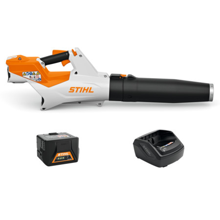 STIHL BGA 60 Blower with AK 30 and AL 101