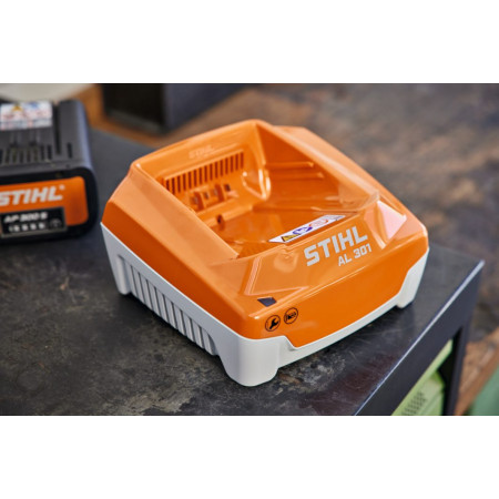 STIHL AL 301 Ταχυφοστιστής
