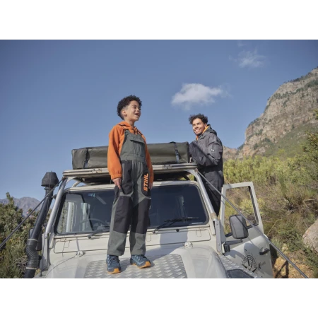 BIB OVERALLS SZ 122-128 KIDS GREEN